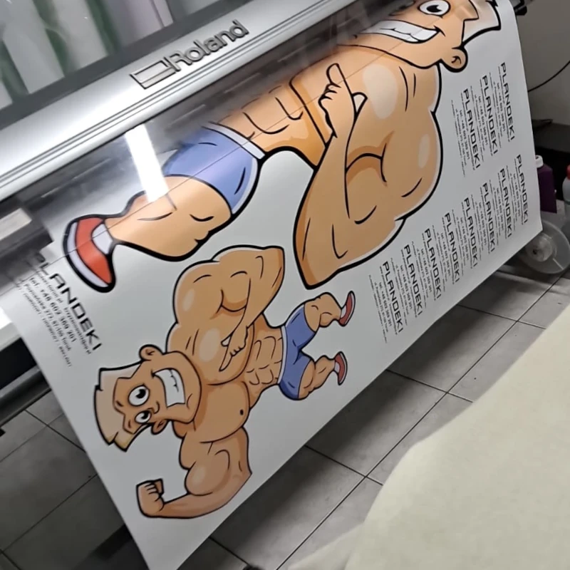 Baner odblaskowy i siatka mesh - reklama wielkoformatowa
