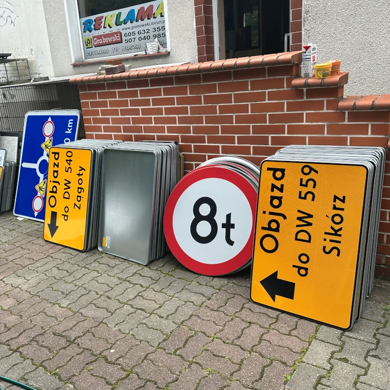 Oznakowanie z Folii Odblaskowej (I / II gen.)